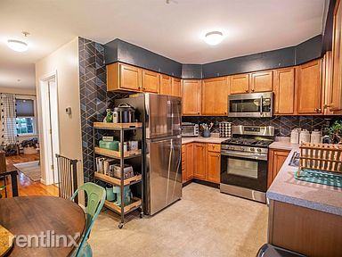 49 Harvell St #12 - Photo 2 of 9