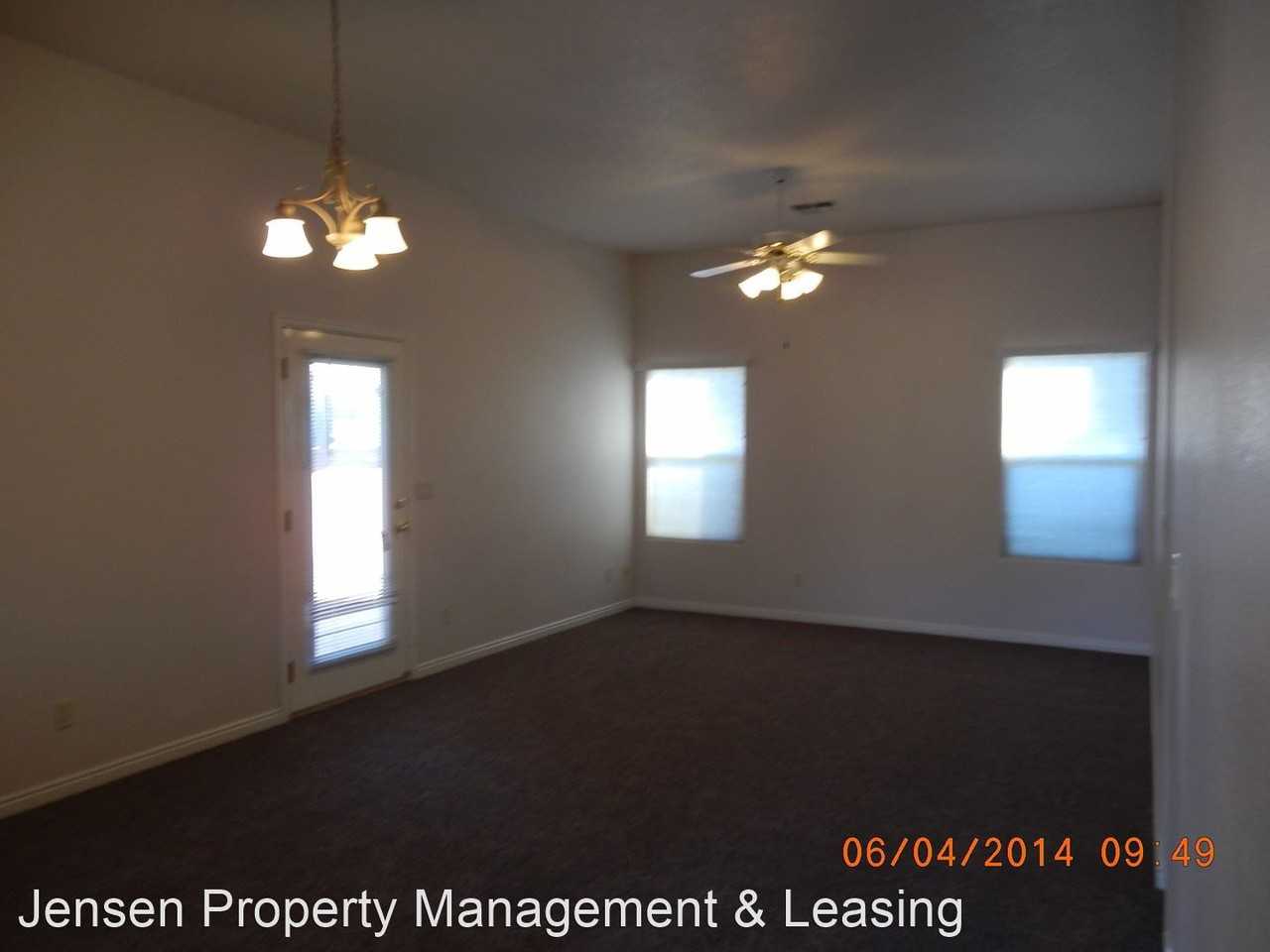 2590 W 210 N - Photo 3 of 10