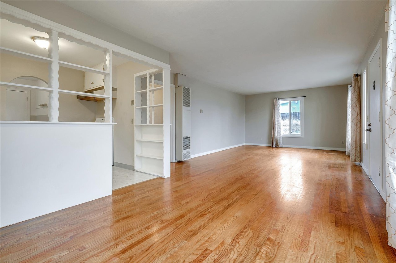 777 Green Valley Rd - Photo 3 of 25