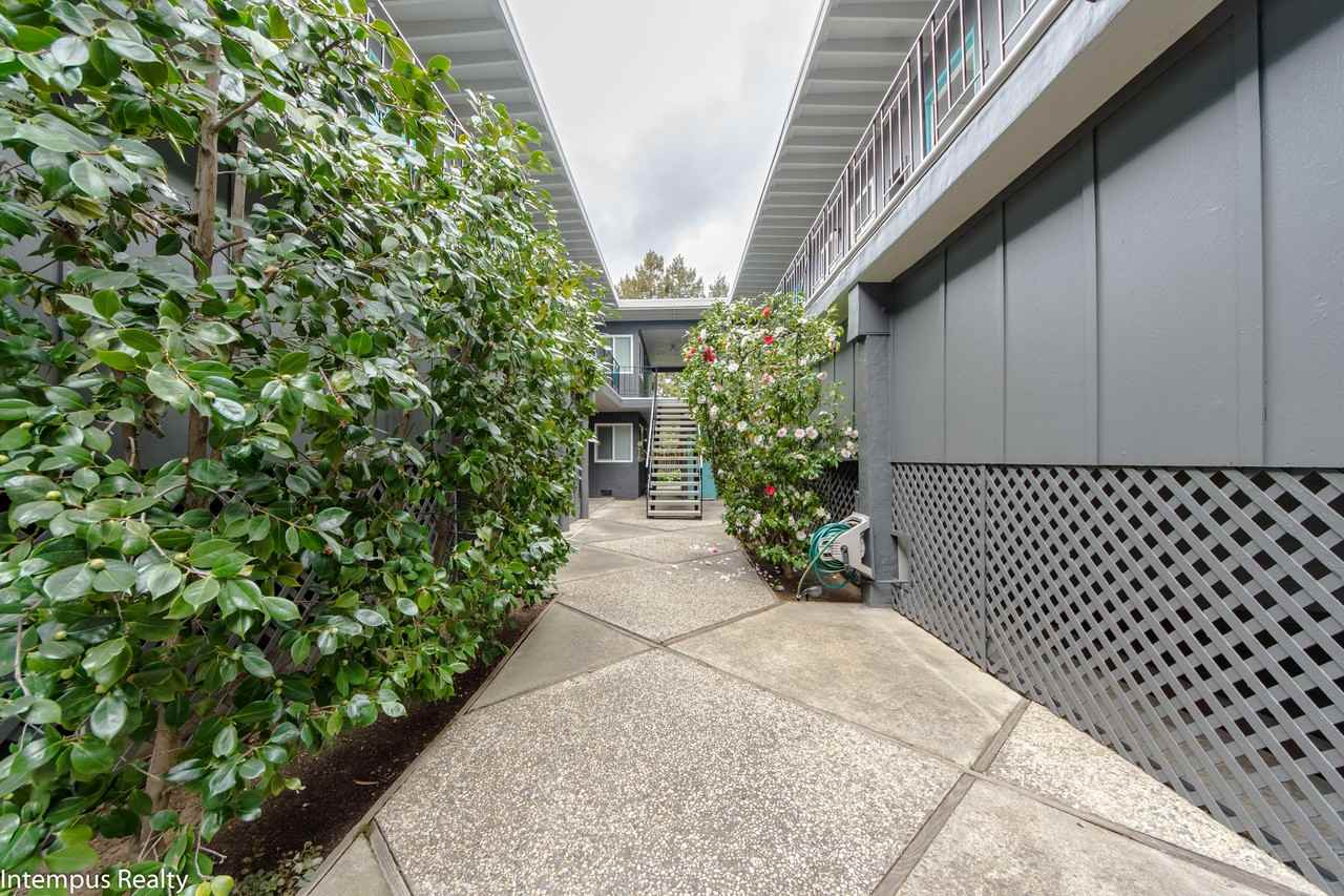 338 Oak St - Photo 3 of 3