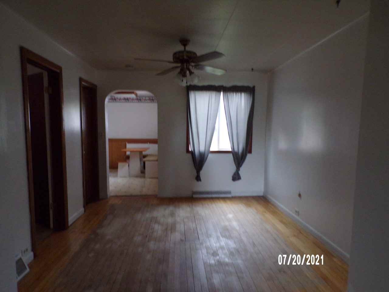 1811 Susquehanna Ave - Photo 6 of 14