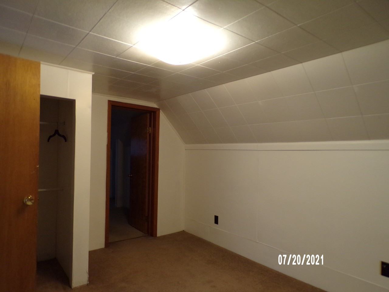 1811 Susquehanna Ave - Photo 7 of 14