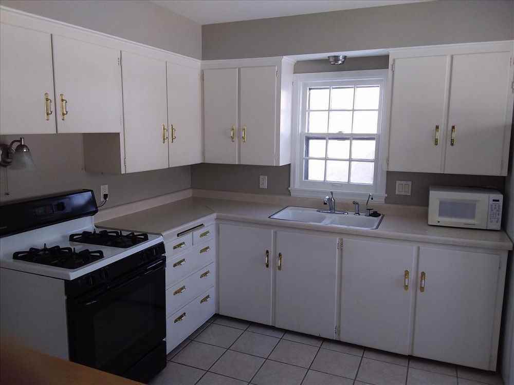 2015 2015 48th st Des Moines, IA 50310 - Photo 2 of 7