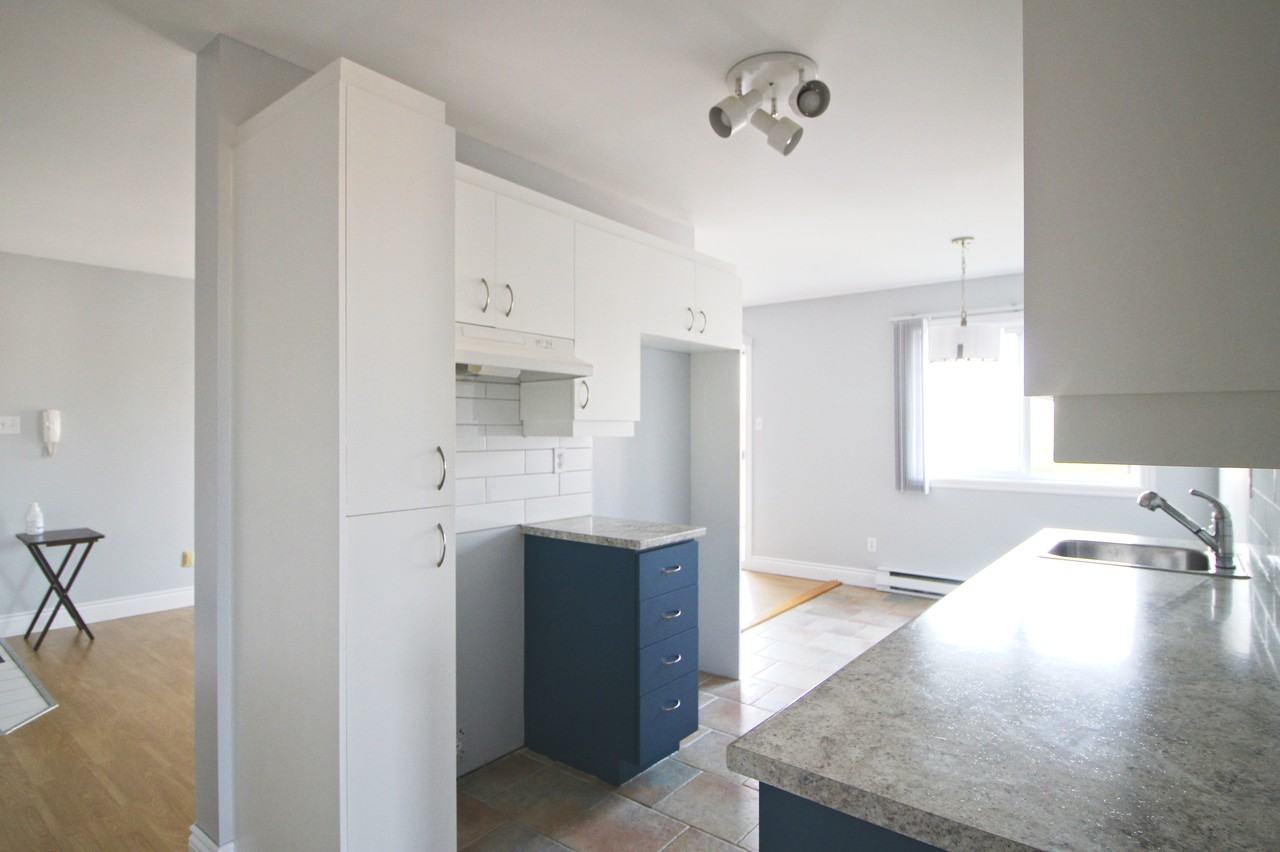 6090 Rue Lise-Charbonneau #4 - Photo 2 of 14