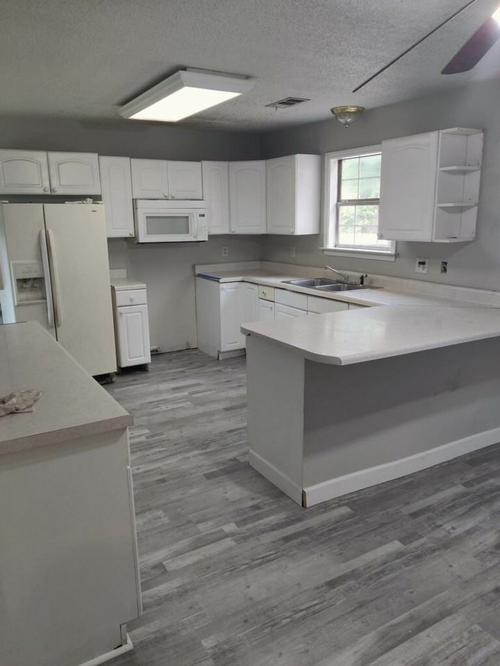 1013 County Road 306 #1 - Photo 4 of 9