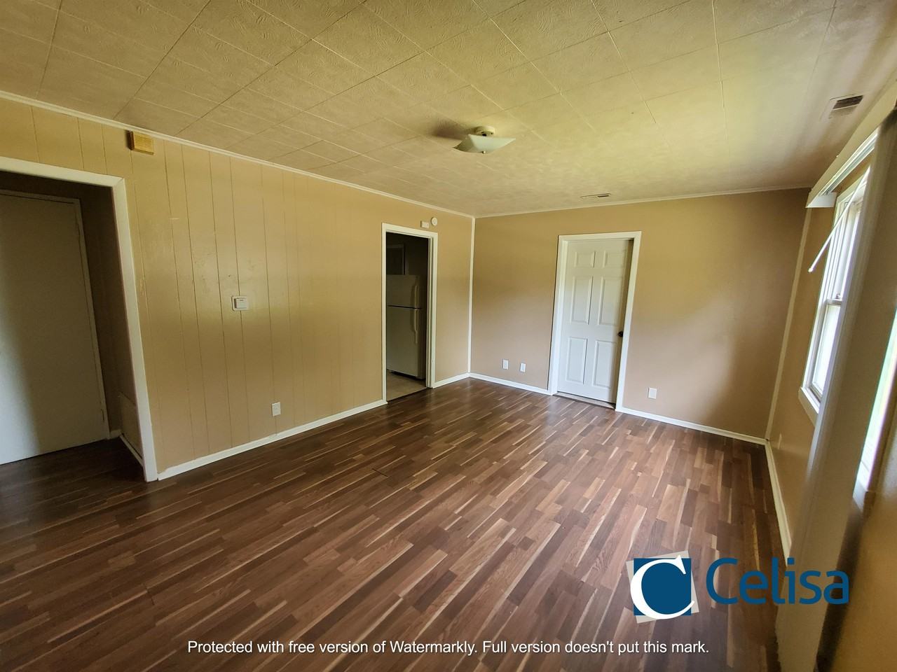 1110 Roosevelt Dr #1 - Photo 2 of 7