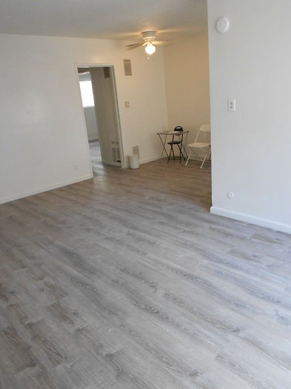 4702 Westth St - Photo 3 of 8