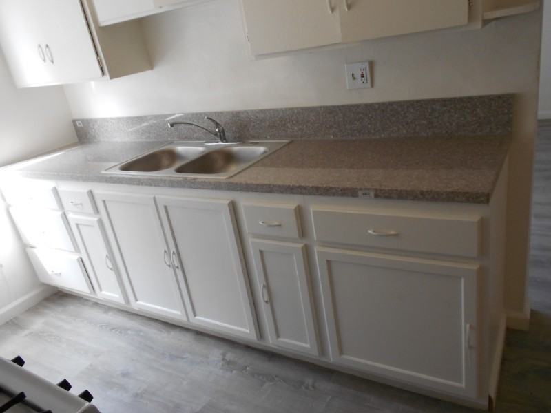 4702 Westth St - Photo 5 of 8