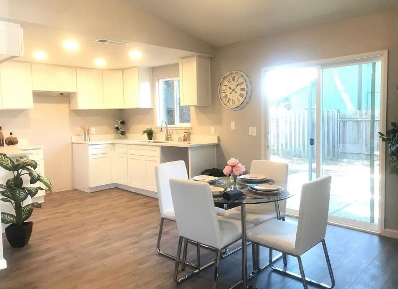 806 Sun Vista Ct - Photo 2 of 8