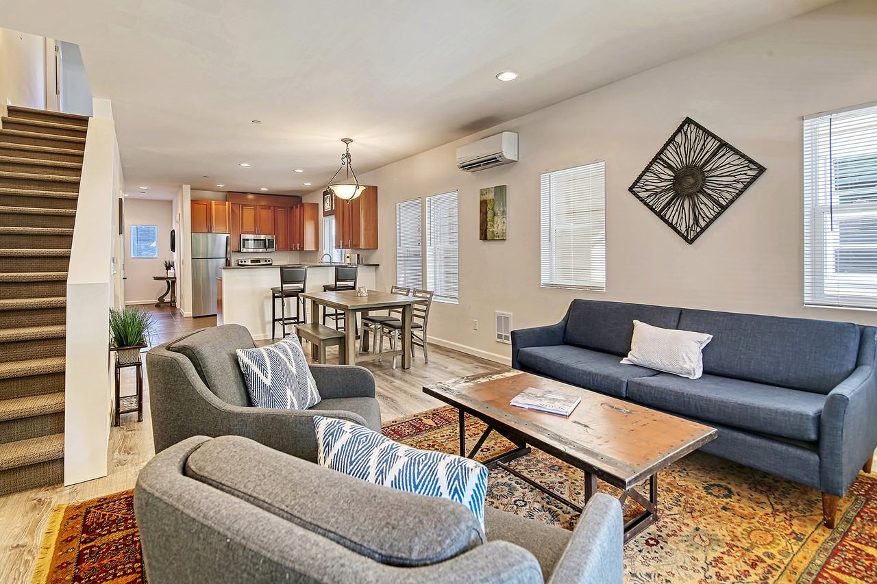 5428 Delridge Way Southwest #E - Photo 6 of 23