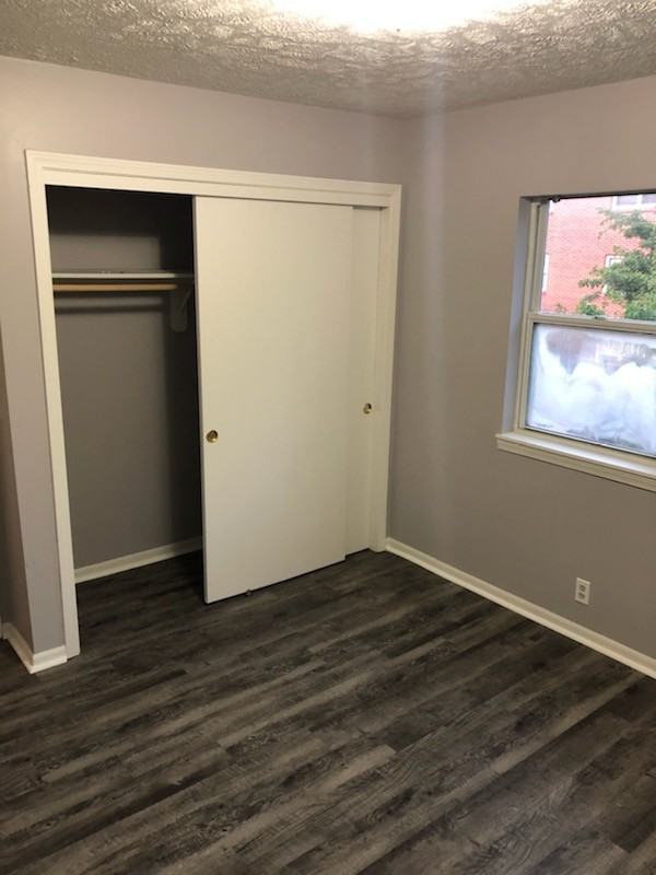 723 W Mary St #3 - Photo 3 of 6