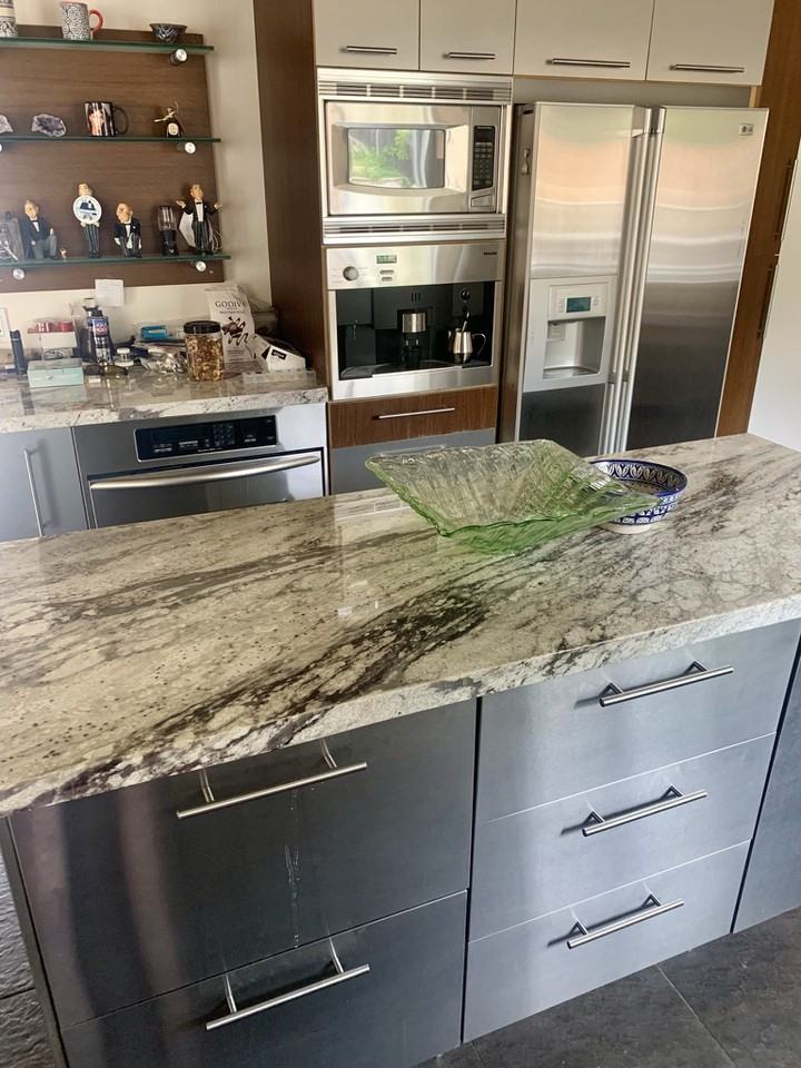 2457 Burgener Boulevard - Photo 4 of 13