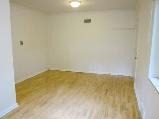 753 19th St - Photo 2 of 7