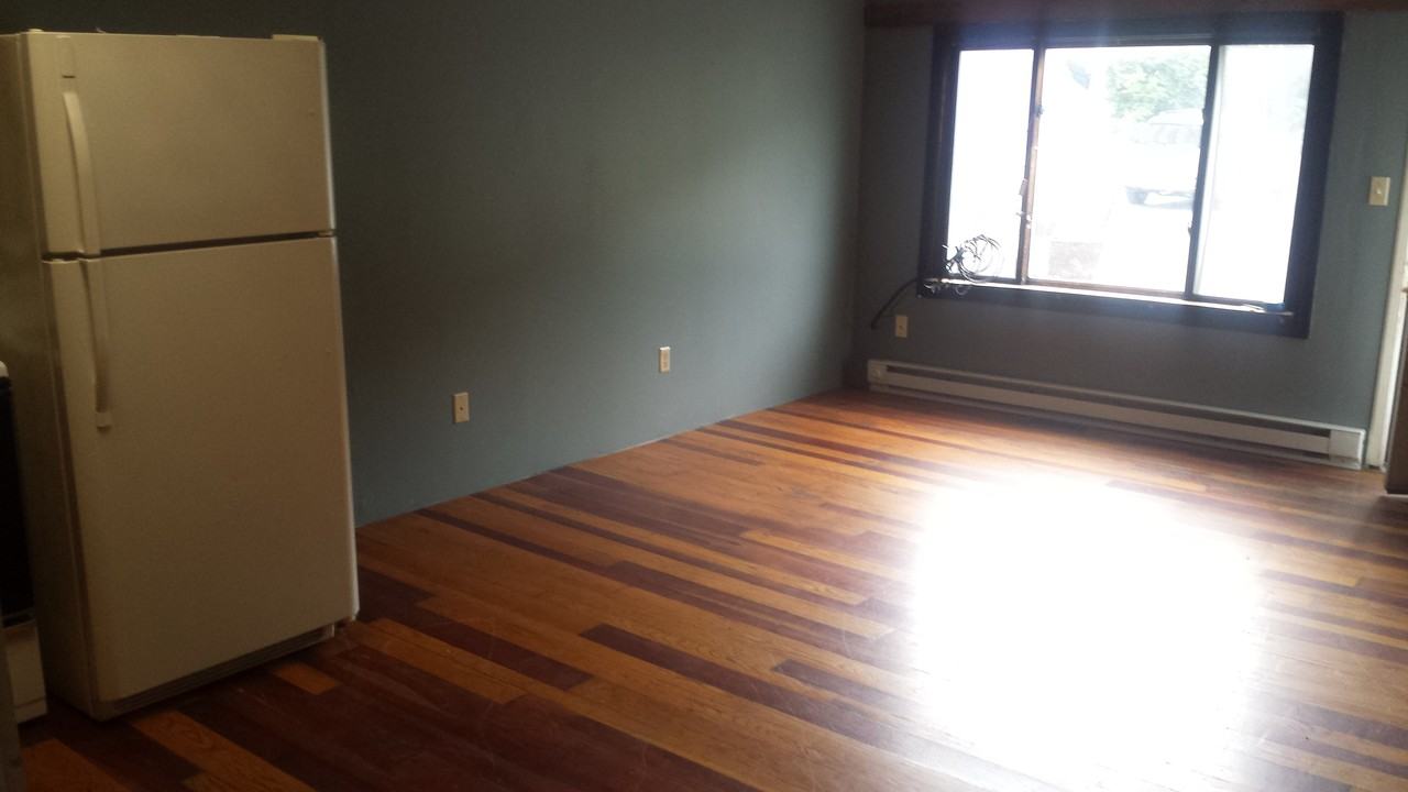125 Old Fort Rd #B - Photo 2 of 4
