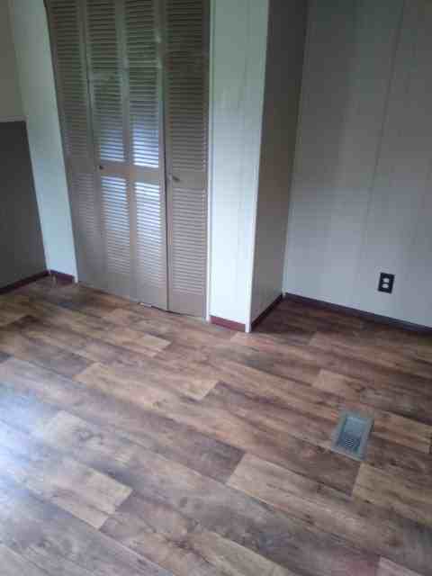 105 Amanda Drive - Photo 6 of 8