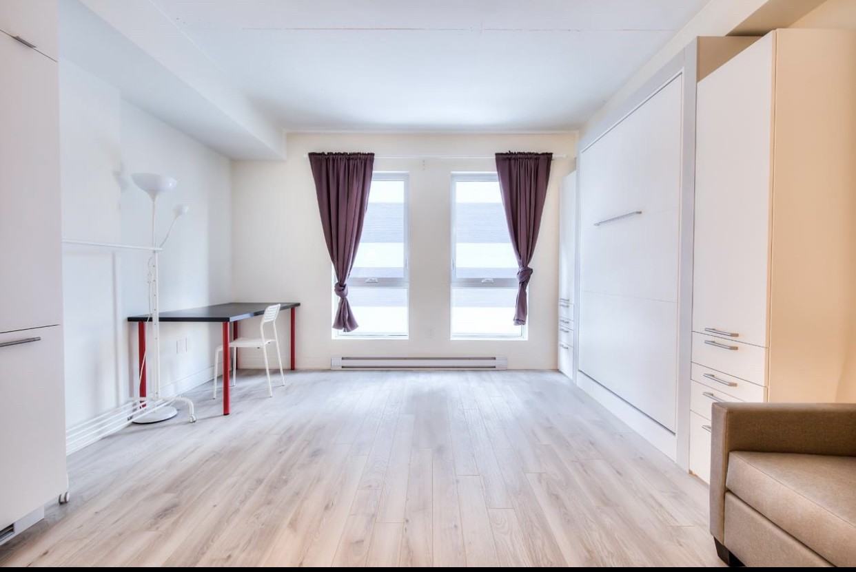 1208 Rue Crescent - Photo 2 of 12