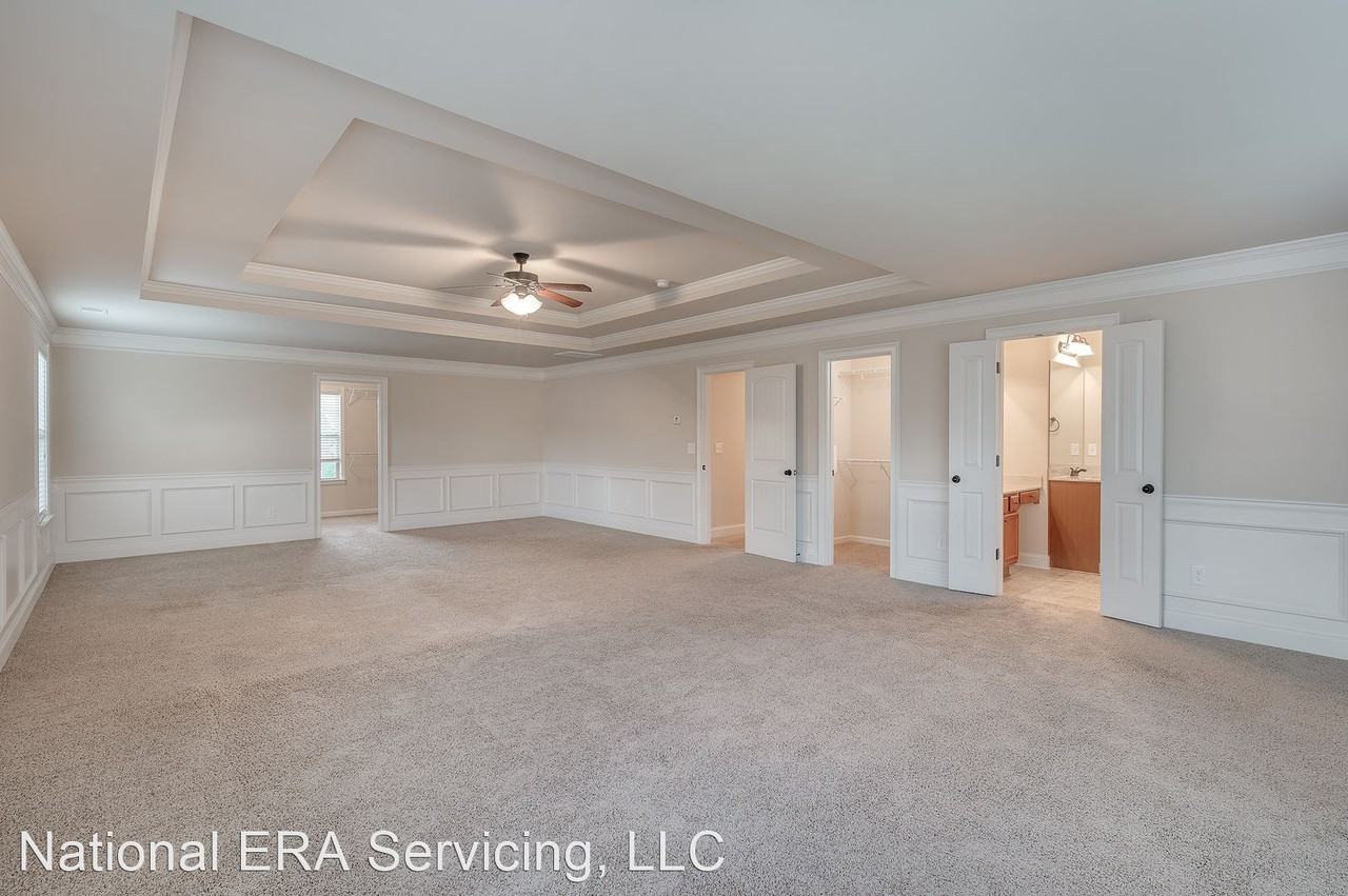 4070 Rotterdam Pass - Photo 3 of 6