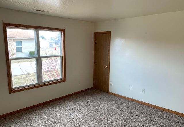 Park Ave Villas - Photo 3 of 6