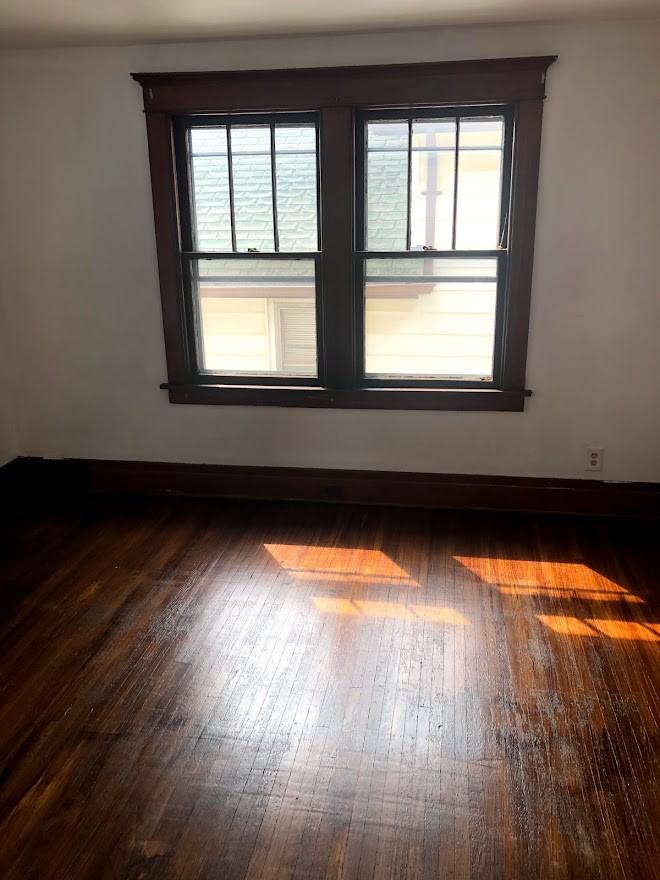 638 Highgate Ave - Photo 2 of 18