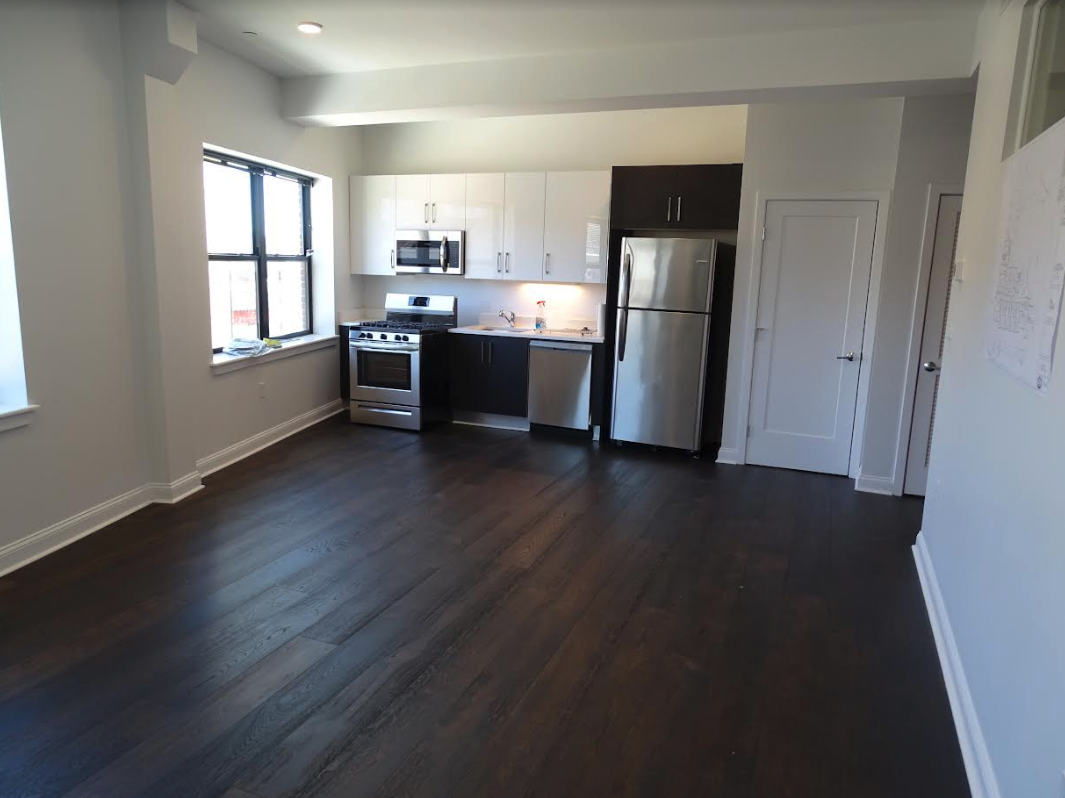 61 Washington St #1 - Photo 2 of 6