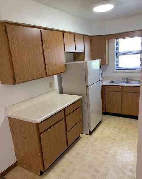 Martin House Manor I & II - Photo 2 of 21