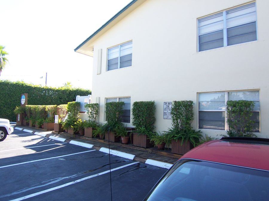 2010 NE 17TH STUnit 12 #12 - Photo 7 of 9