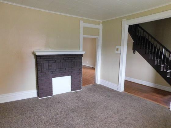 1624 8th Street - Photo 2 of 6