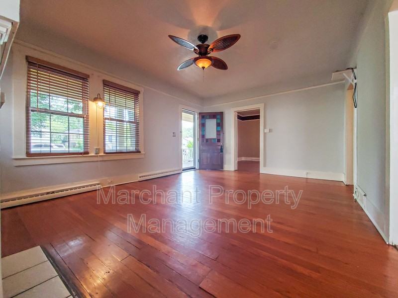 38 Keowee Ave - Photo 7 of 30