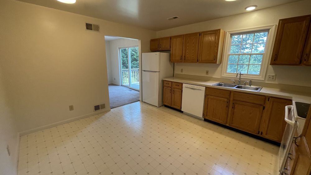 4248 Thrift Rd - Photo 2 of 21