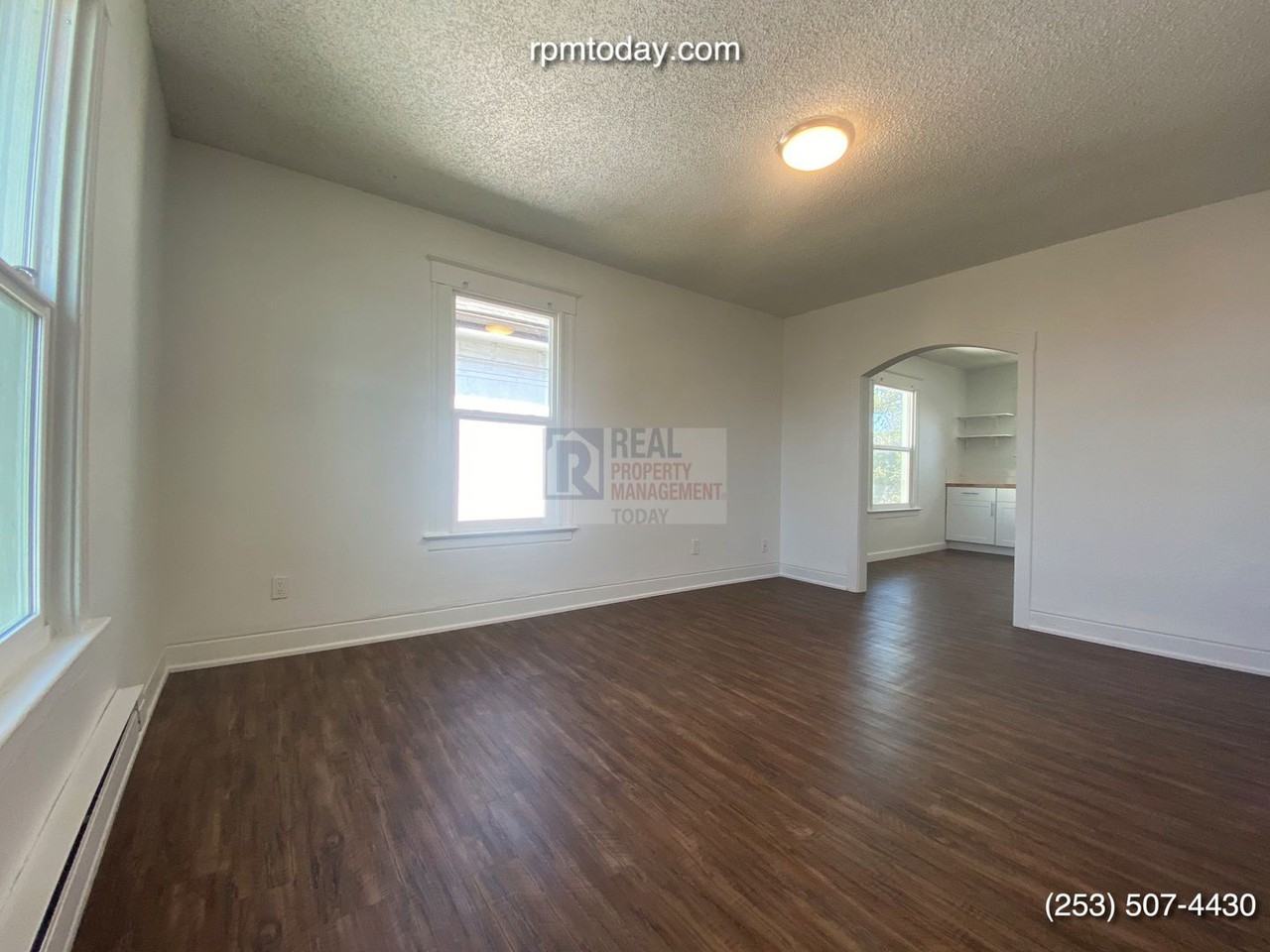 621 S Sprague Ave #B - Photo 4 of 10