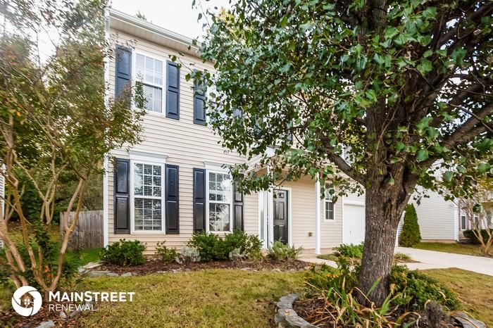 8104 Weeping Fig Ln - Photo 3 of 11