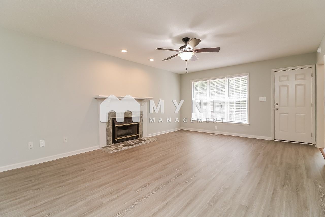 606 Blazing Star Ct - Photo 2 of 16