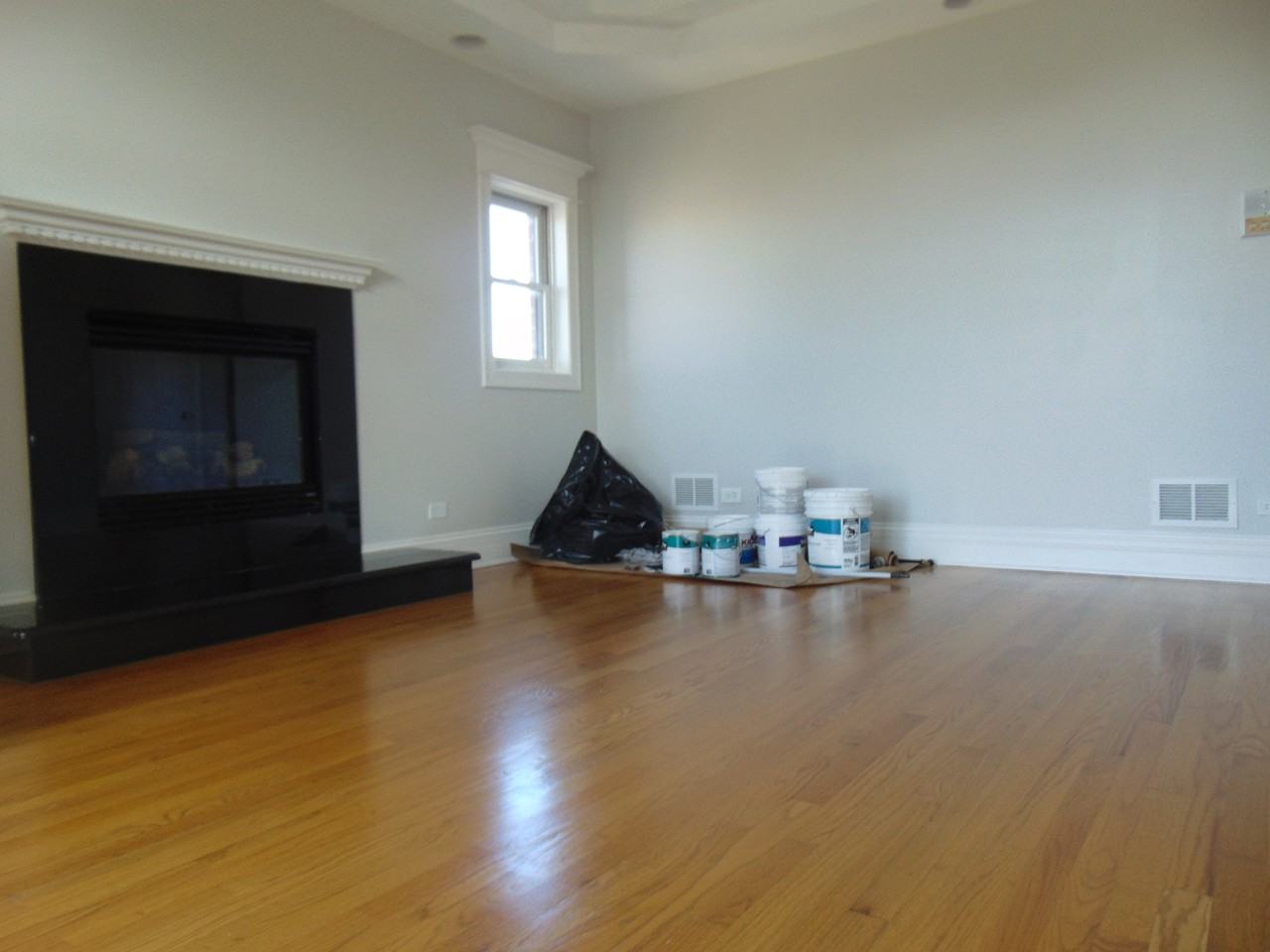 4613 South Langley Avenue #3 - Photo 4 of 28
