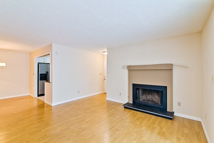 1102 Augusta Dr #1102 - Photo 3 of 12