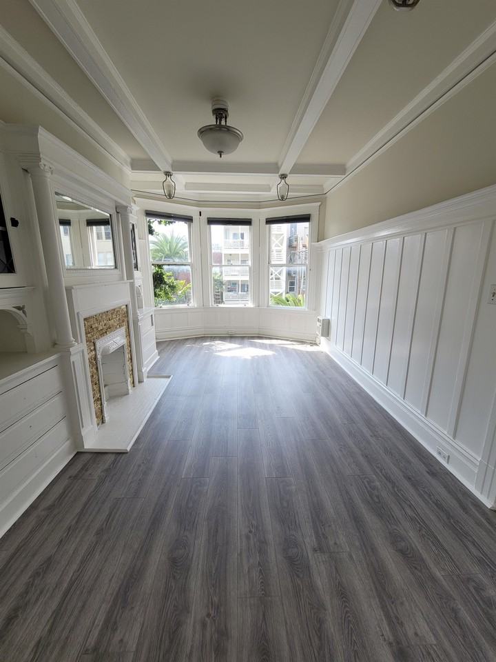 1819A Oak St #1819A - Photo 3 of 14