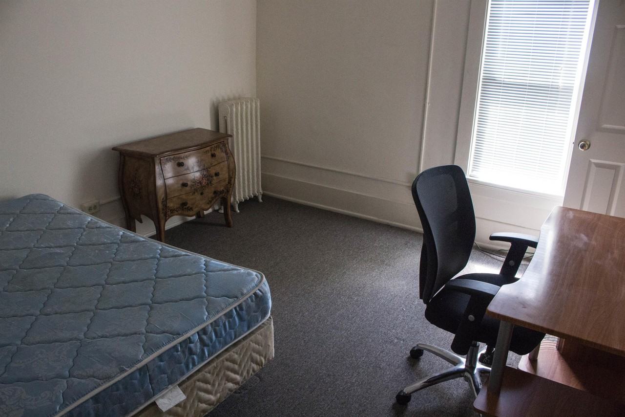 210 Williams St #3 - Photo 4 of 13