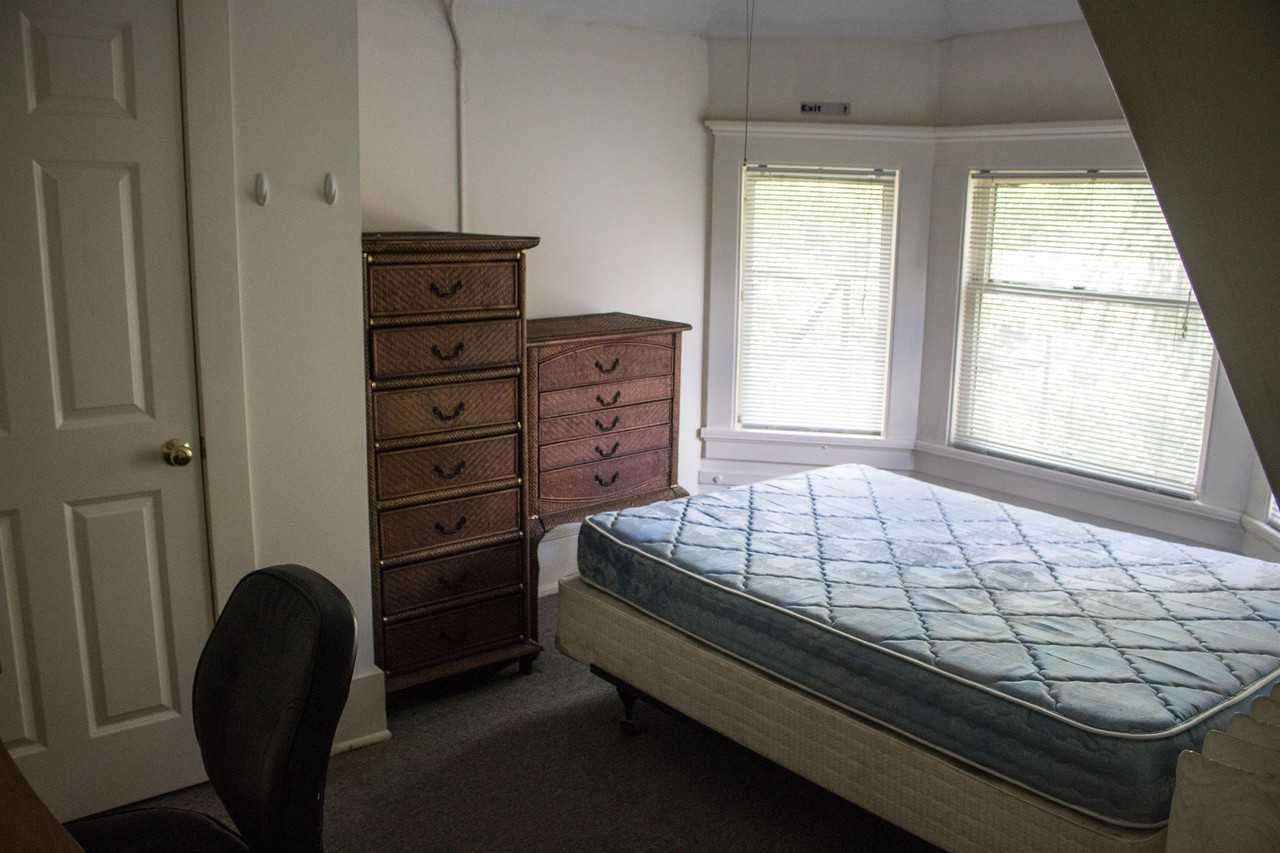 210 Williams St #3 - Photo 6 of 13