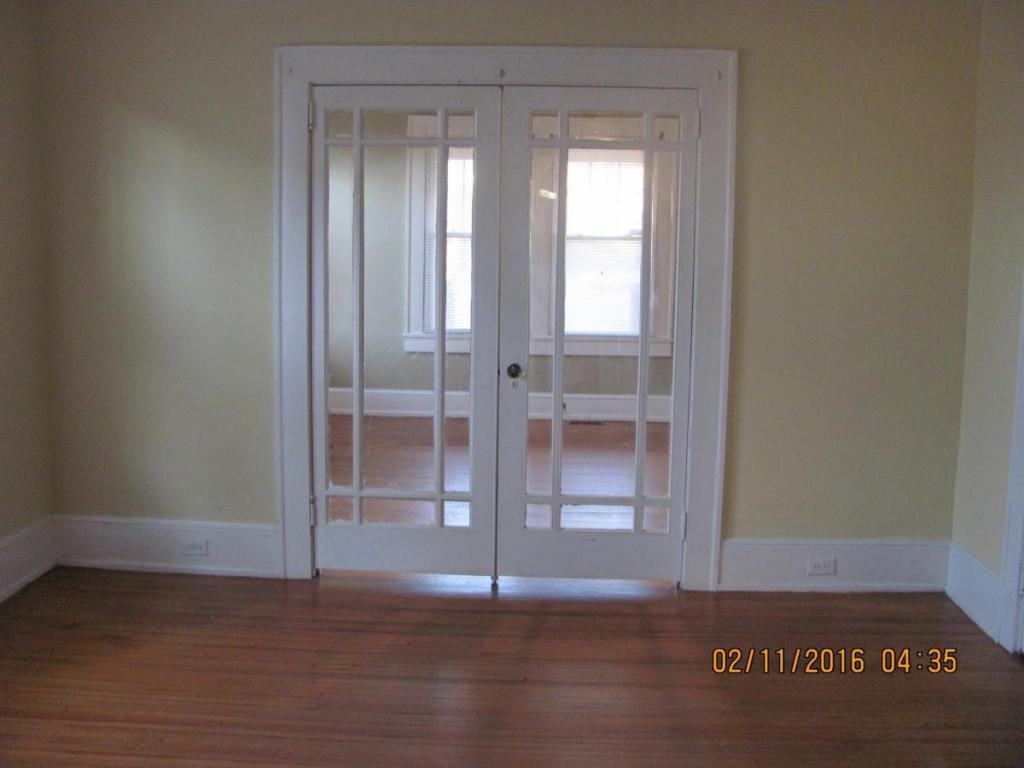 241 Ebenezer Avenue - Photo 7 of 16