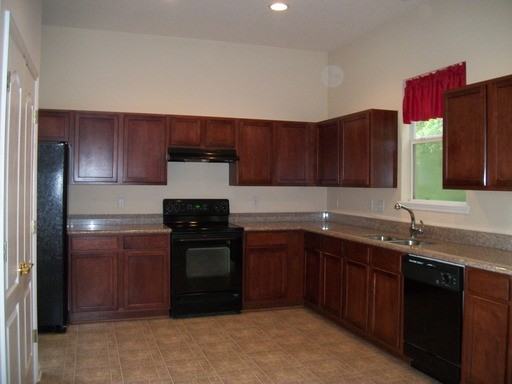 12298 Florida Ave - Photo 3 of 34