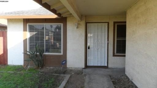 5226 Ironwood Ln - Photo 2 of 10
