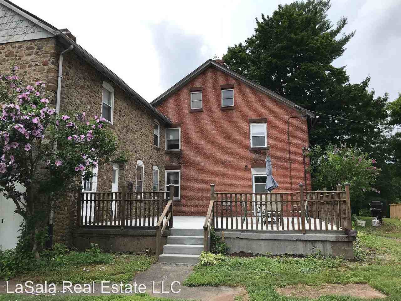 126-128 Woodruff - Photo 2 of 20