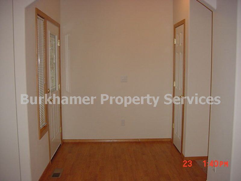 109 109 Summit Loop Rd - Photo 2 of 44