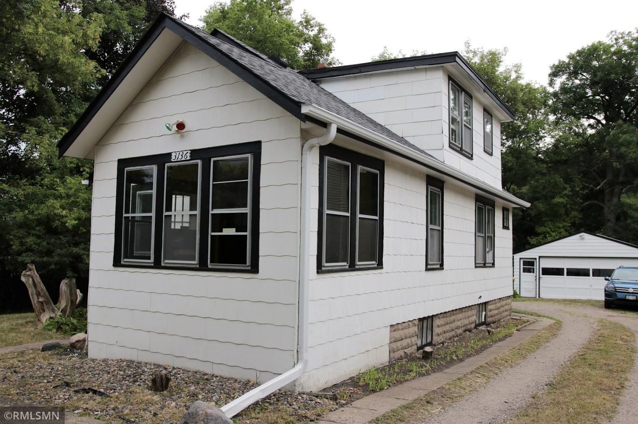 3136 Douglas Dr N - Photo 2 of 19