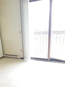 302 Parkway Dr #3 - Photo 4 of 7