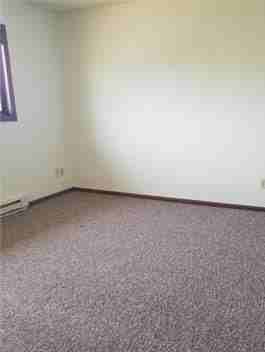 302 Parkway Dr #3 - Photo 6 of 7