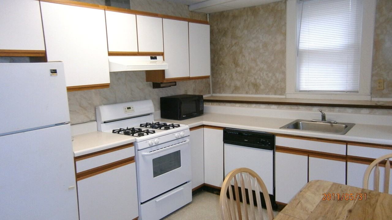 125 Highland Place #1 - Photo 6 of 11