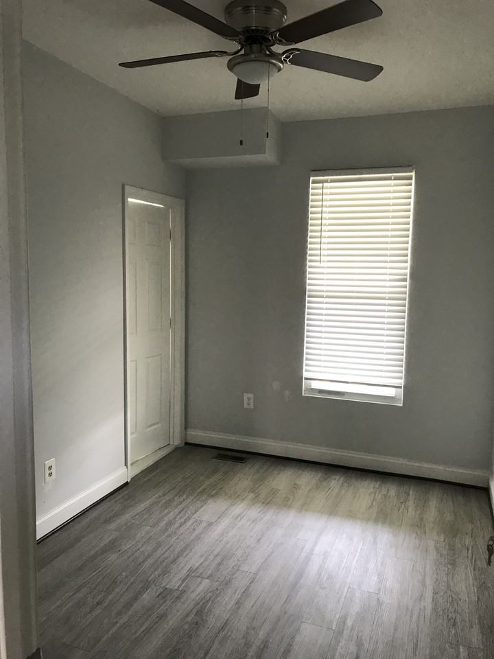 5324 Ready Avenue - Photo 5 of 9