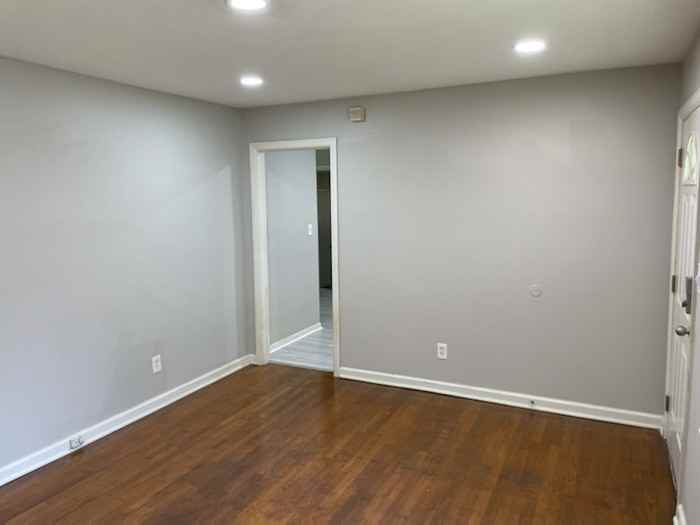 6101 Venetian Way Sw - Photo 3 of 14