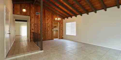 7201 Nw 46th Ct - Photo 2 of 13