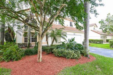 9204 Greenbrier Ct - Photo 2 of 23